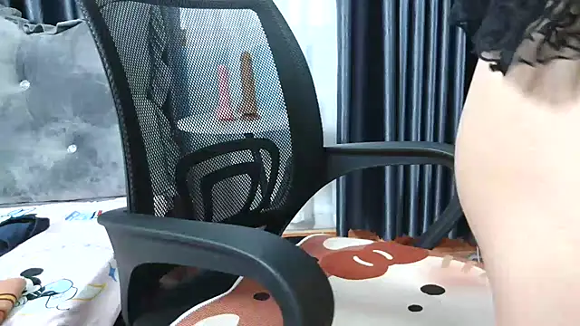 Mila_99 webcam