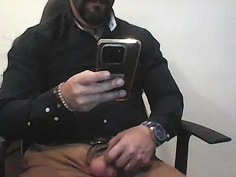 Kalel17073 live cam room