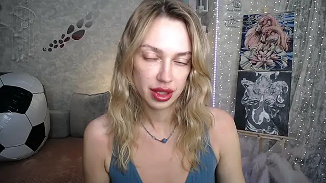 NickyAdamidi webcam