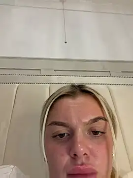 Irish_BarbieMilfx webcam