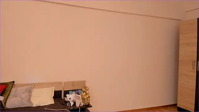 wavelover live cam on StripChat