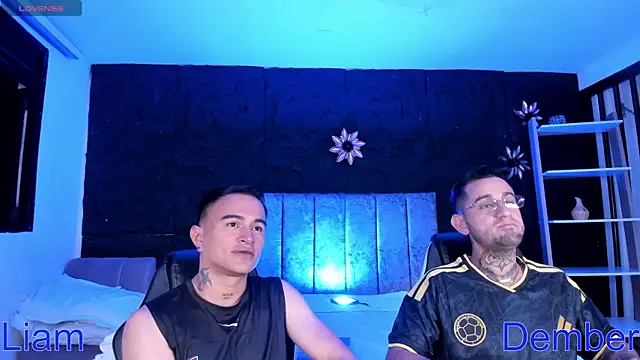 LiamDeep live cam room