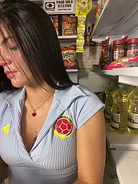 Watch PamelaJonsom_ live on EroticFlix - High definition streams