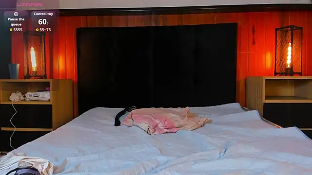 Cheys_Mast live sex cam