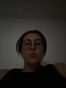 EmaSaenz webcam