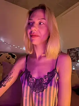 _urbestie_ webcam