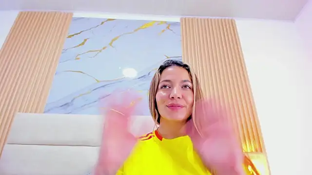 Mia_Malkovaa_ webcam