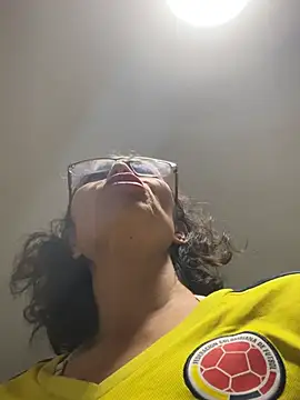 Watch MireyaTorresGu live on EroticFlix - High definition streams