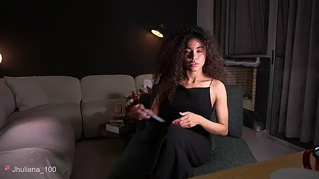 paulacora100 - Paulacora100's free webcam - UK Sex Cams
