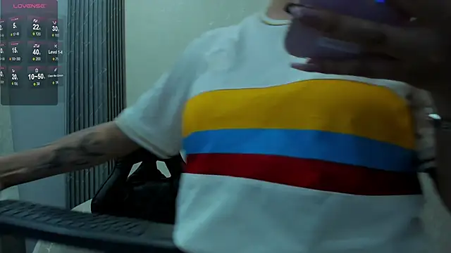 Emmaa_white_ webcam