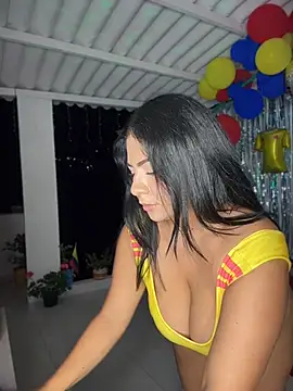 Watch Camiibunny live on EroticFlix - High definition streams