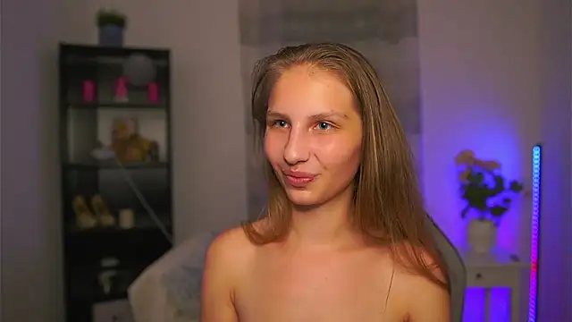 Watch emmie_murray live on EroticFlix - High definition streams