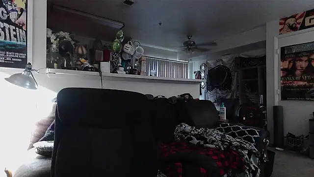 biggerisbetter12 webcam