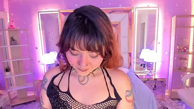 Goldentemptation_ webcam