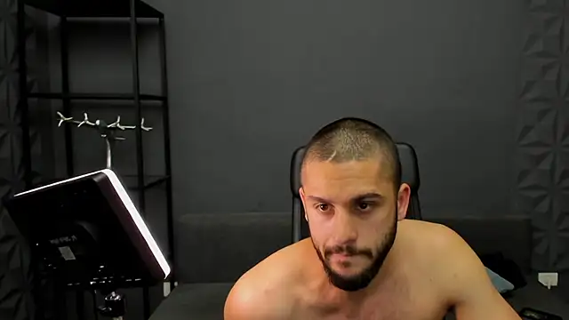 TroyWadee webcam