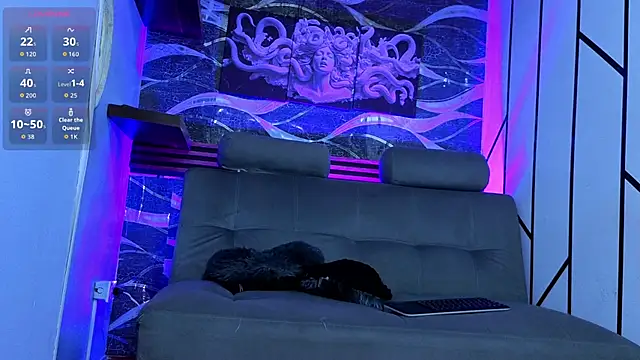 Cloee_cameron live cam room