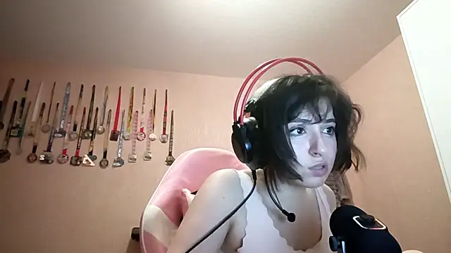 bunnyhoneylovehands webcam
