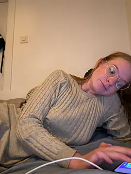 Watch jannis1992 live on EroticFlix - High definition streams