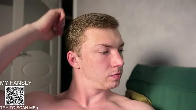 iron__chap webcam
