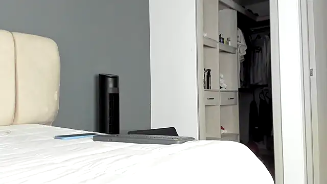 frank_myles webcam