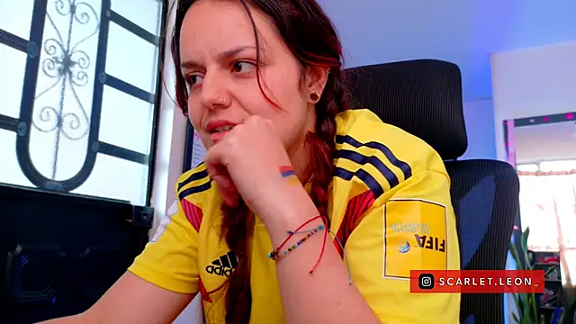 scarletleon77 - Scarletleon77's free webcam - UK Sex Cams