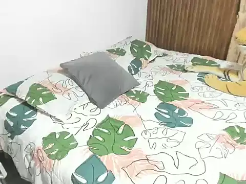 Watch MonicaGarcia_ live on EroticFlix - High definition streams