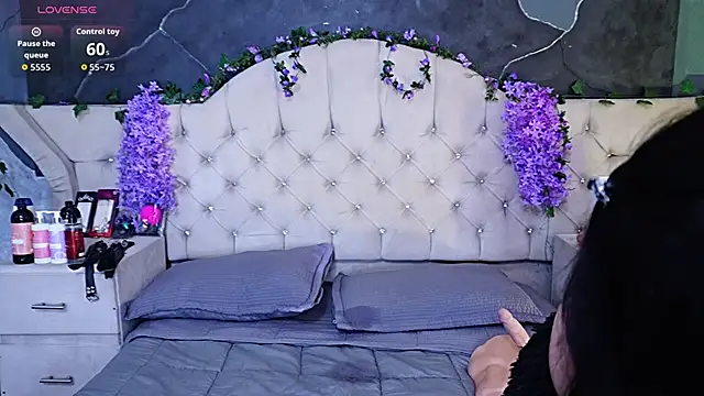 AmberGreyy_ webcam