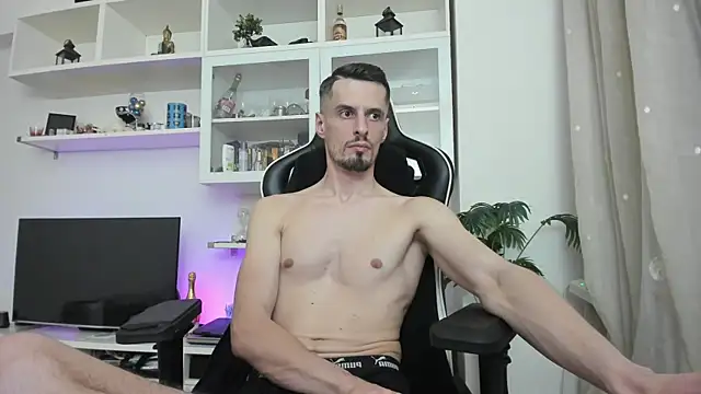 ToddClaytonn webcam