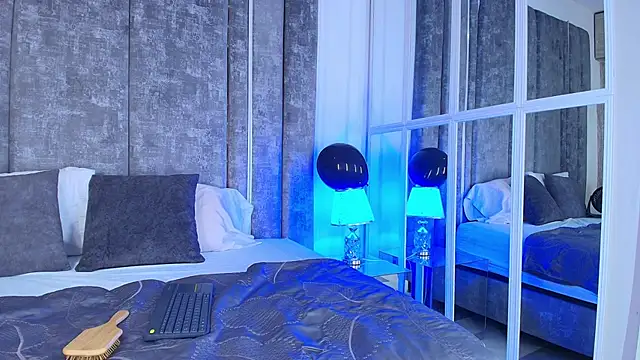 AliDiaz_ webcam