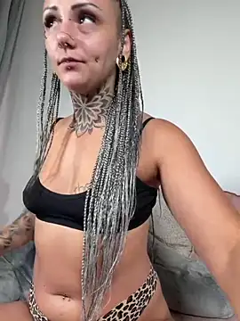 xxveraa_vibe webcam