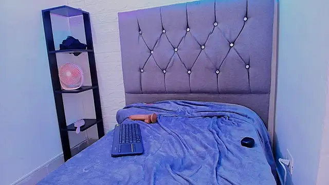 angel_noir1 webcam