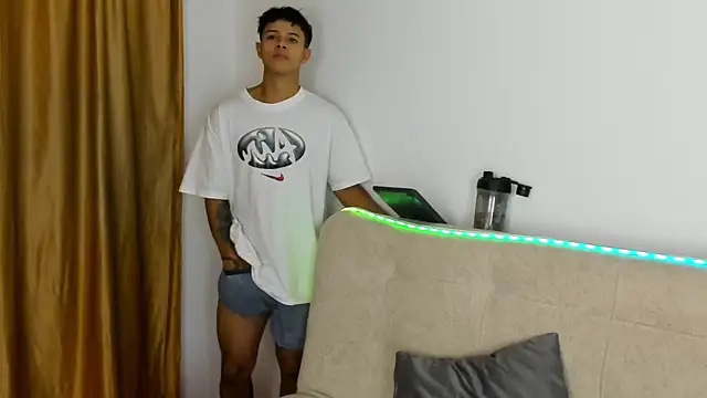 _Alex_Colton webcam