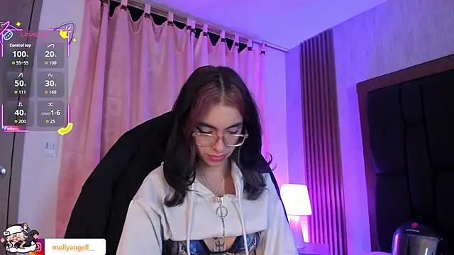 Molly_A webcam