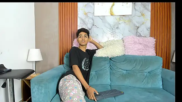 GOLDEN_2026 webcam
