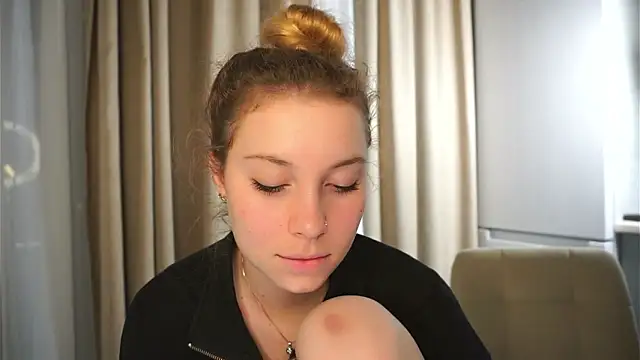Watch Sairallyn live on EroticFlix - High definition streams
