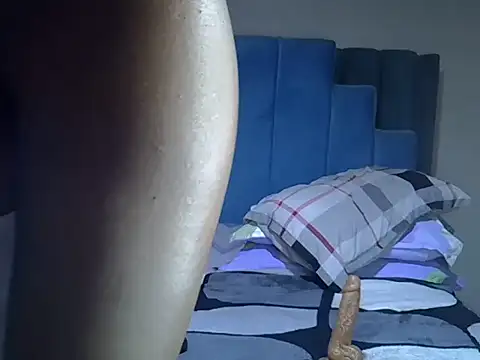melanin_moon webcam