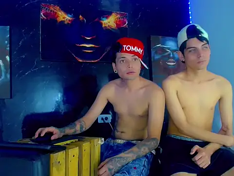 TheShamefulBoys webcam