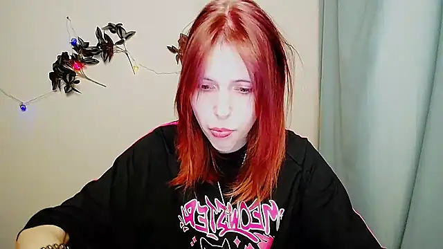 Watch GuessMe___ live on EroticFlix - High definition streams