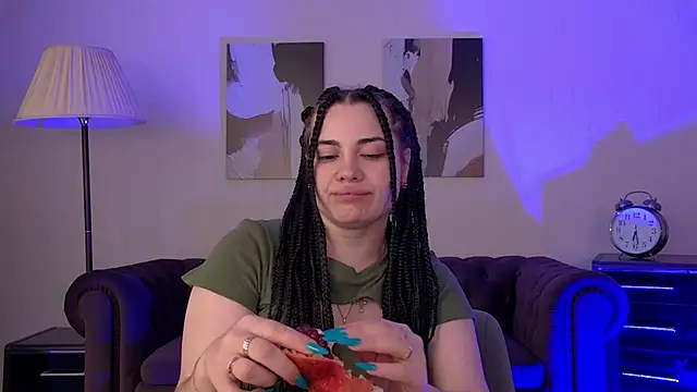 adrianatoress - AdrianaToress's free webcam - UK Sex Cams