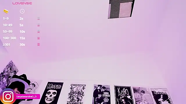 Watch Lexyjoycce live on EroticFlix - High definition streams