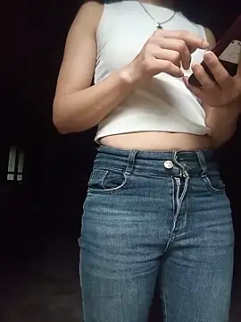 Watch Heryy_xx live on EroticFlix - High definition streams
