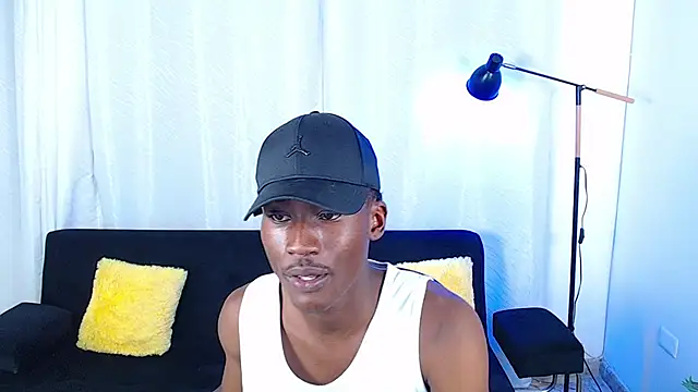 alexaandro18 webcam