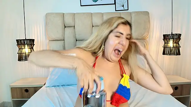 AdharaSmithh webcam