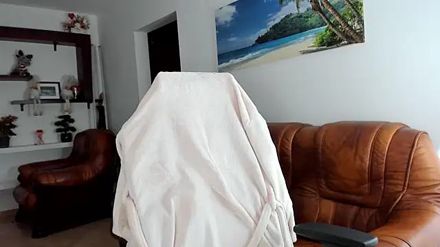 HeavenAva webcam