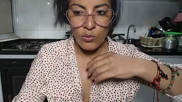 kateleyagrey webcam