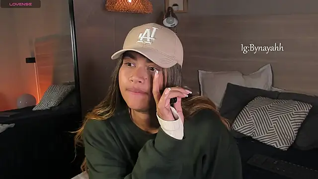 nayah__ webcam