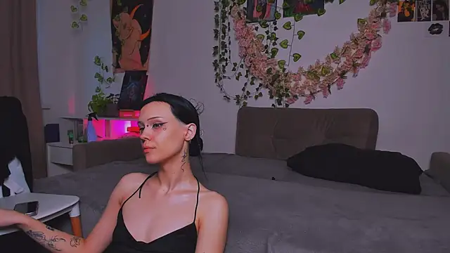 LadyTrep live cam on StripChat