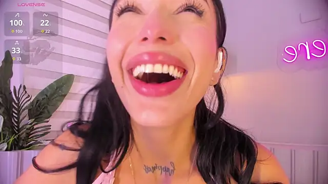 stephanymonroe webcam