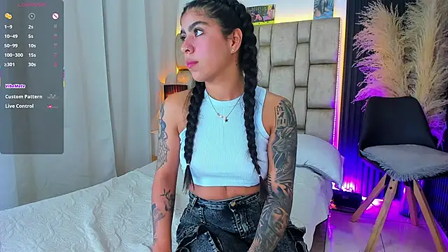 little_sophie18 webcam