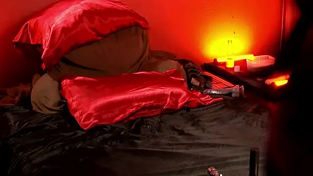 jennifercd (T milf) - sissy cum